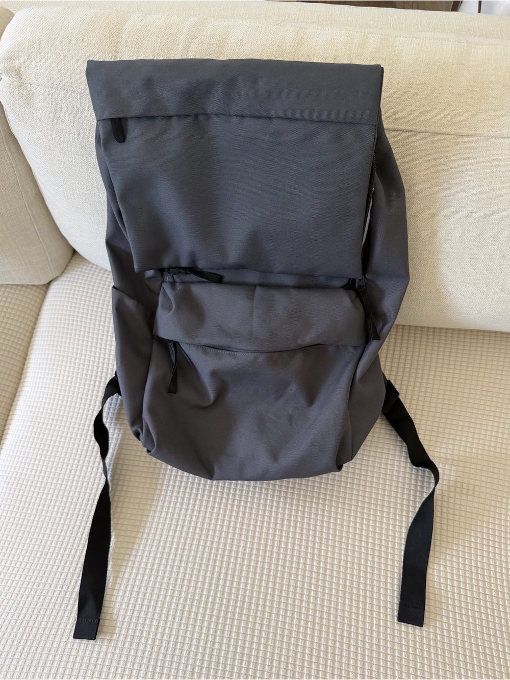 Everlane Renew Backpack in Grey